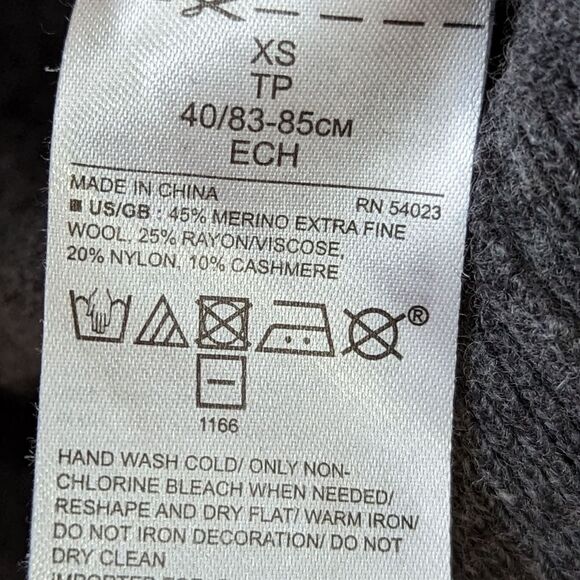 Banana Republic Italian Merino Wool Cashmere Blend Crew Silver Bead Sweater XS - Picture 3 of 5